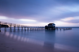 aluminium-print-a-house-on-the-water