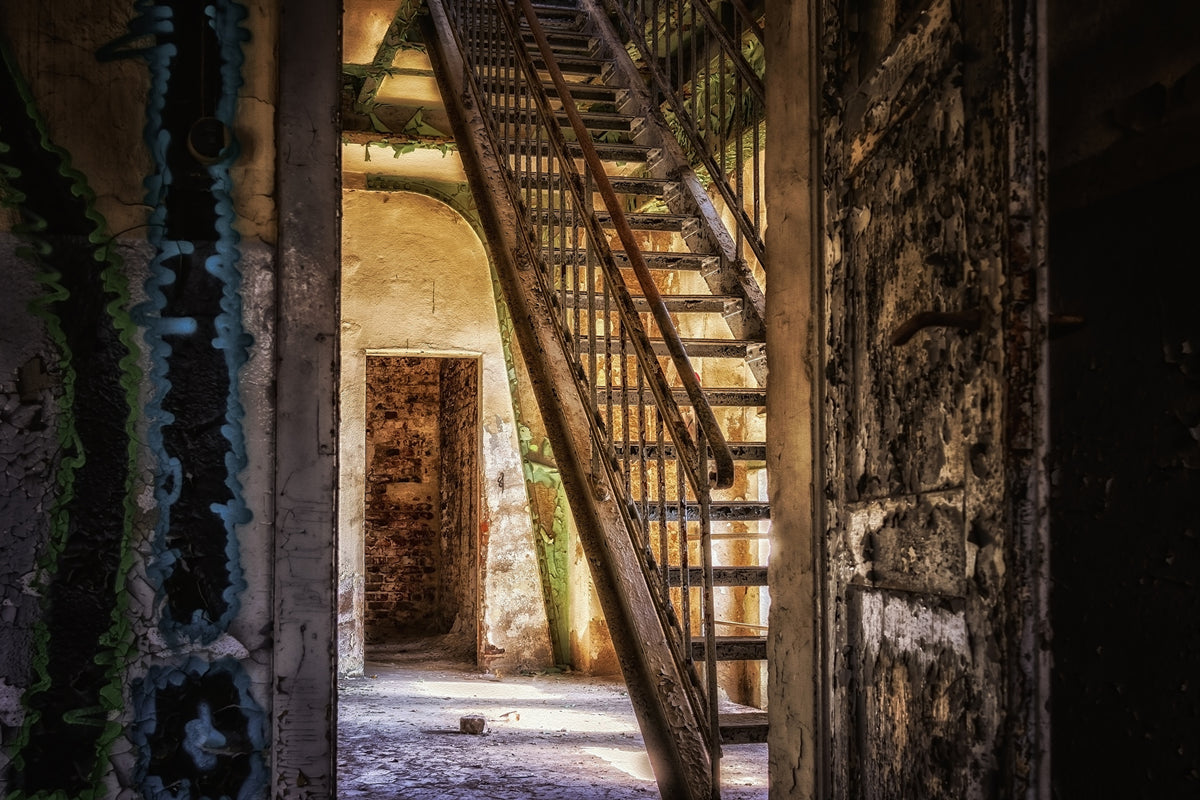 acrylic-print-old-stairs