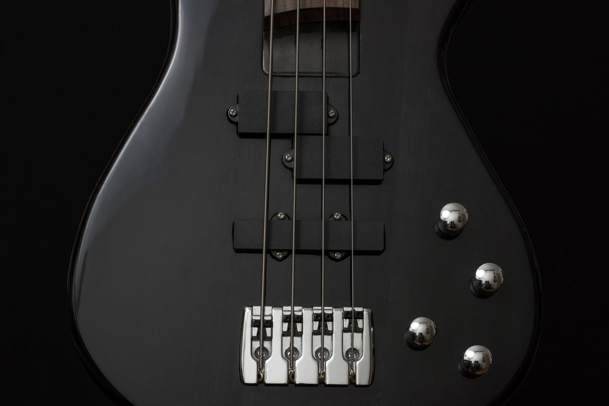 poster-print-guitar-in-black