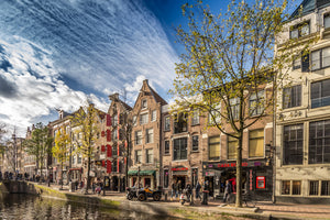 canvas-print-at-the-canal