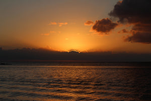 canvas-print-beautiful-sunrise-on-the-beach