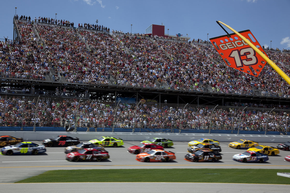 framedposter-print-car-racing-in-nascar