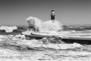 framedcanvas-print-power-of-the-sea-x