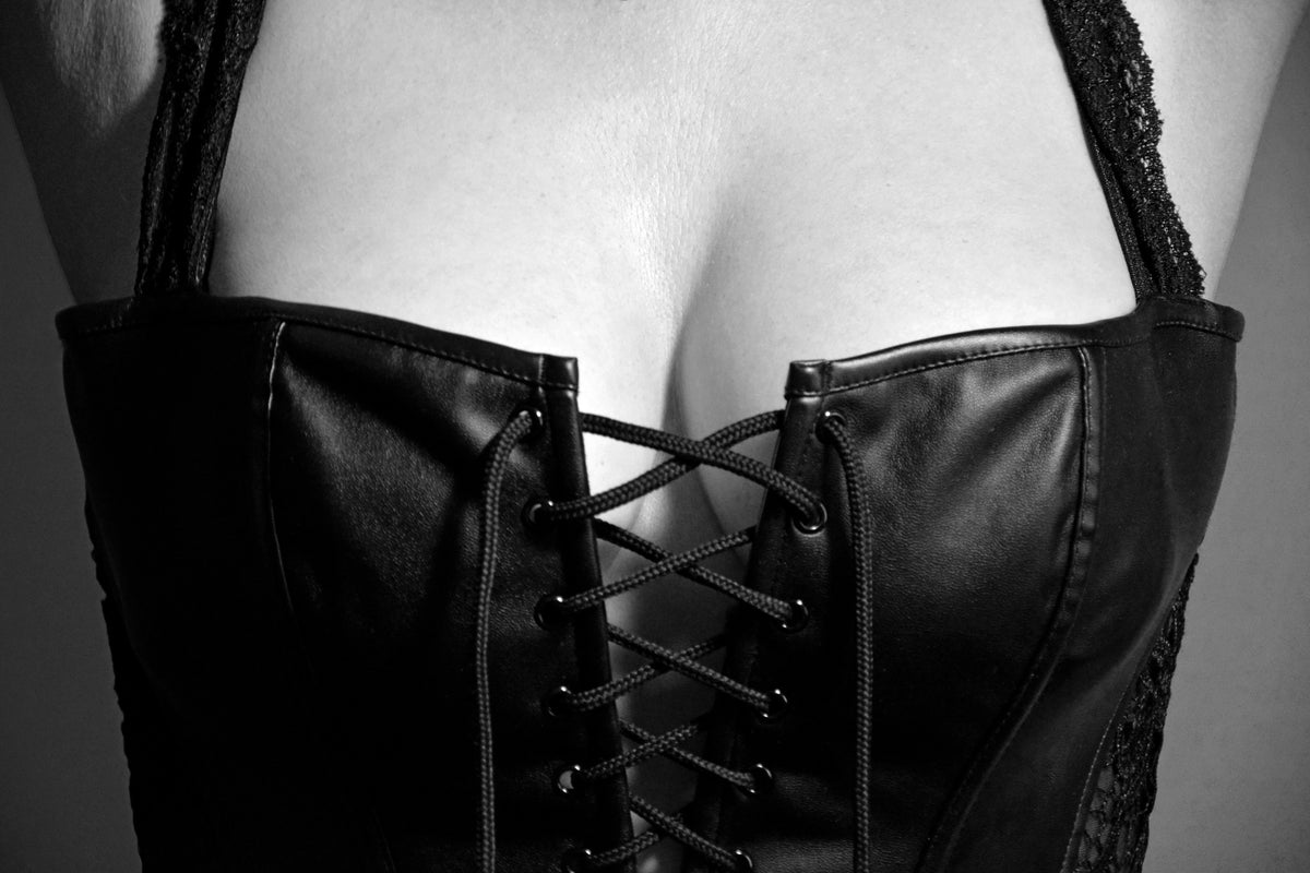 canvas-print-the-coursage