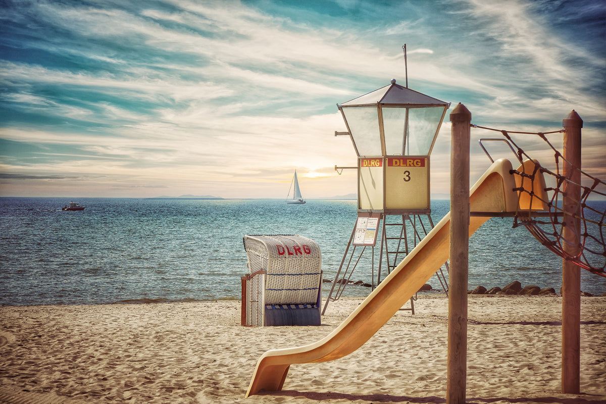 modern-3-piece-acrylic-print-lifeguard