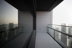 canvas-print-balcony-in-dubai