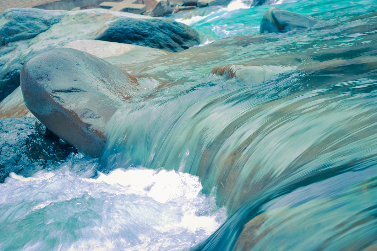 acrylic-print-so-close-to-the-water