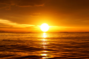 3-piece-acrylic-print-glowing-sunset-on-the-water