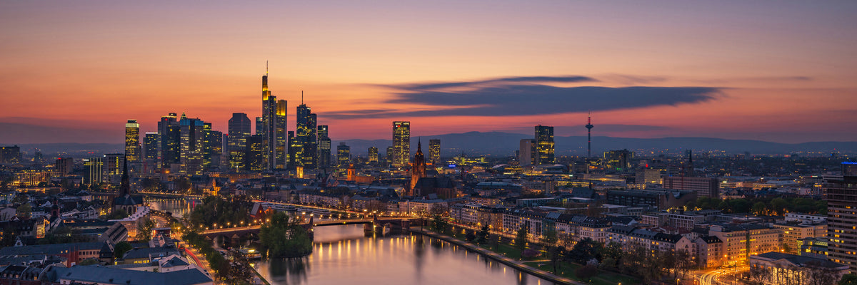 panoramic-acrylic-print-frankfurt-skyline-at-sunset-panorama