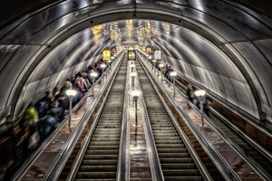 aluminium-print-in-the-metro