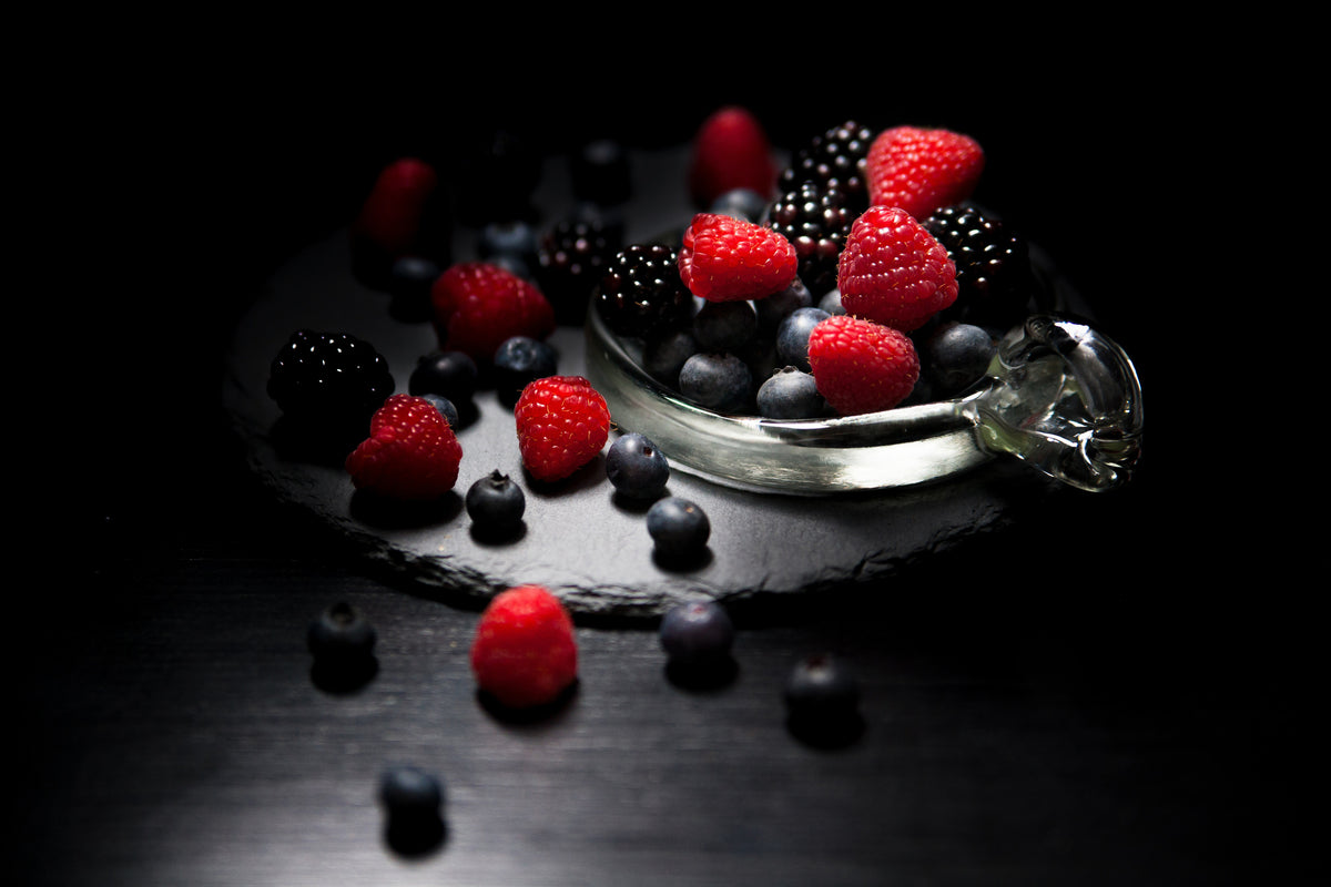 aluminium-print-the-variety-of-berries