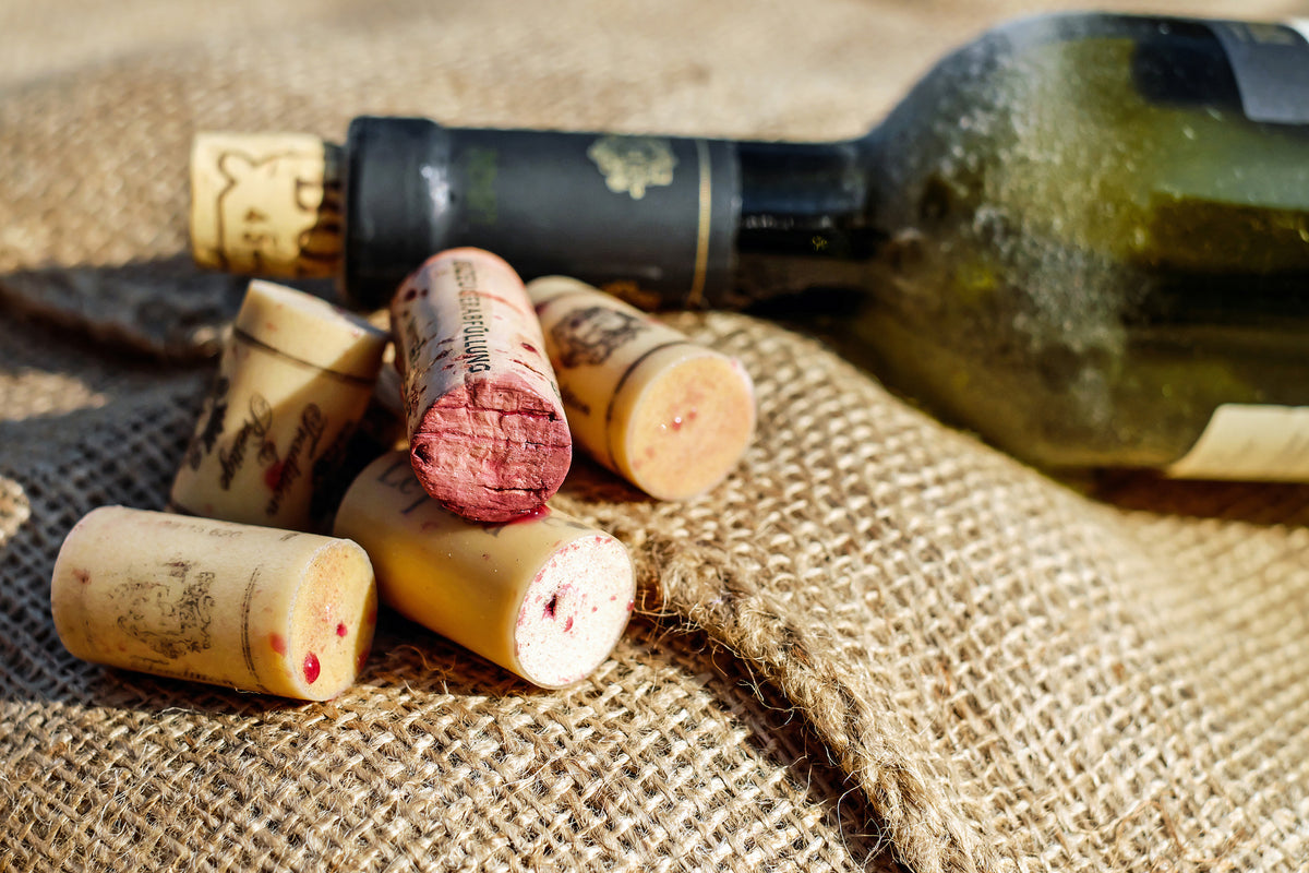 framedcanvas-print-the-wine-corks