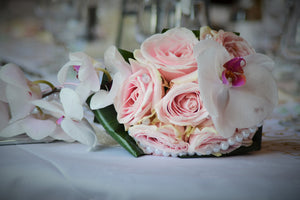 framedcanvas-print-wedding-bouquet