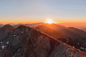 3-piece-canvas-print-running-on-the-ridge