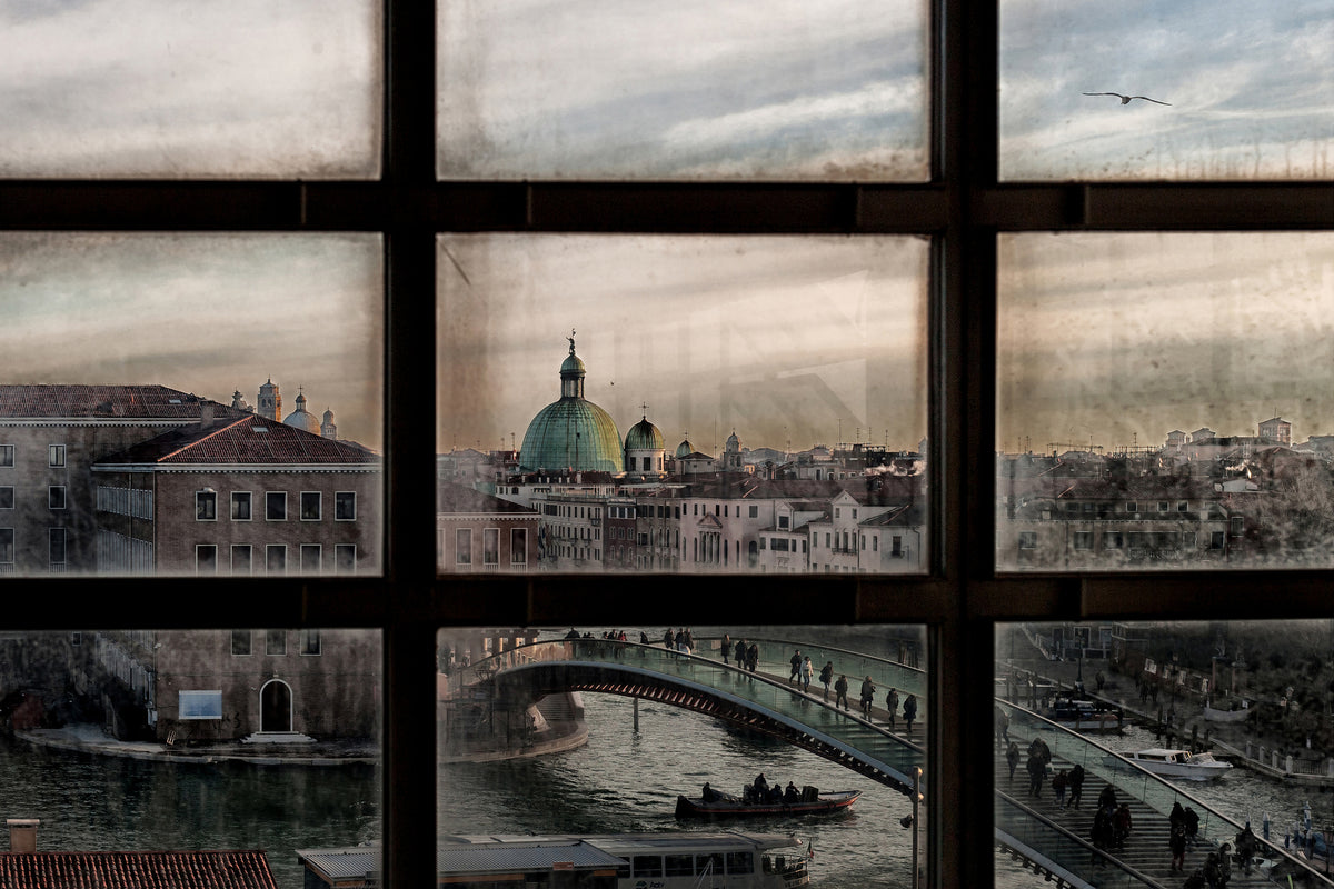 canvas-print-venice-window