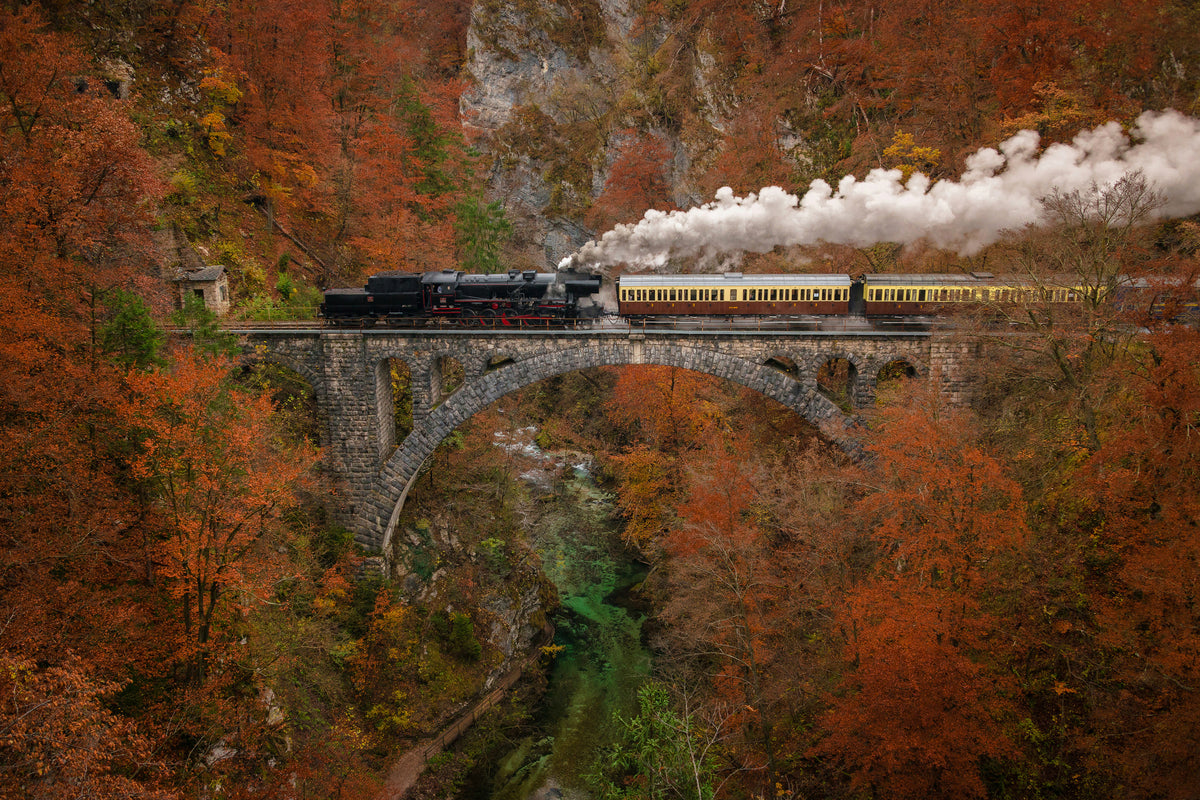 modern-3-piece-acrylic-print-museum-train