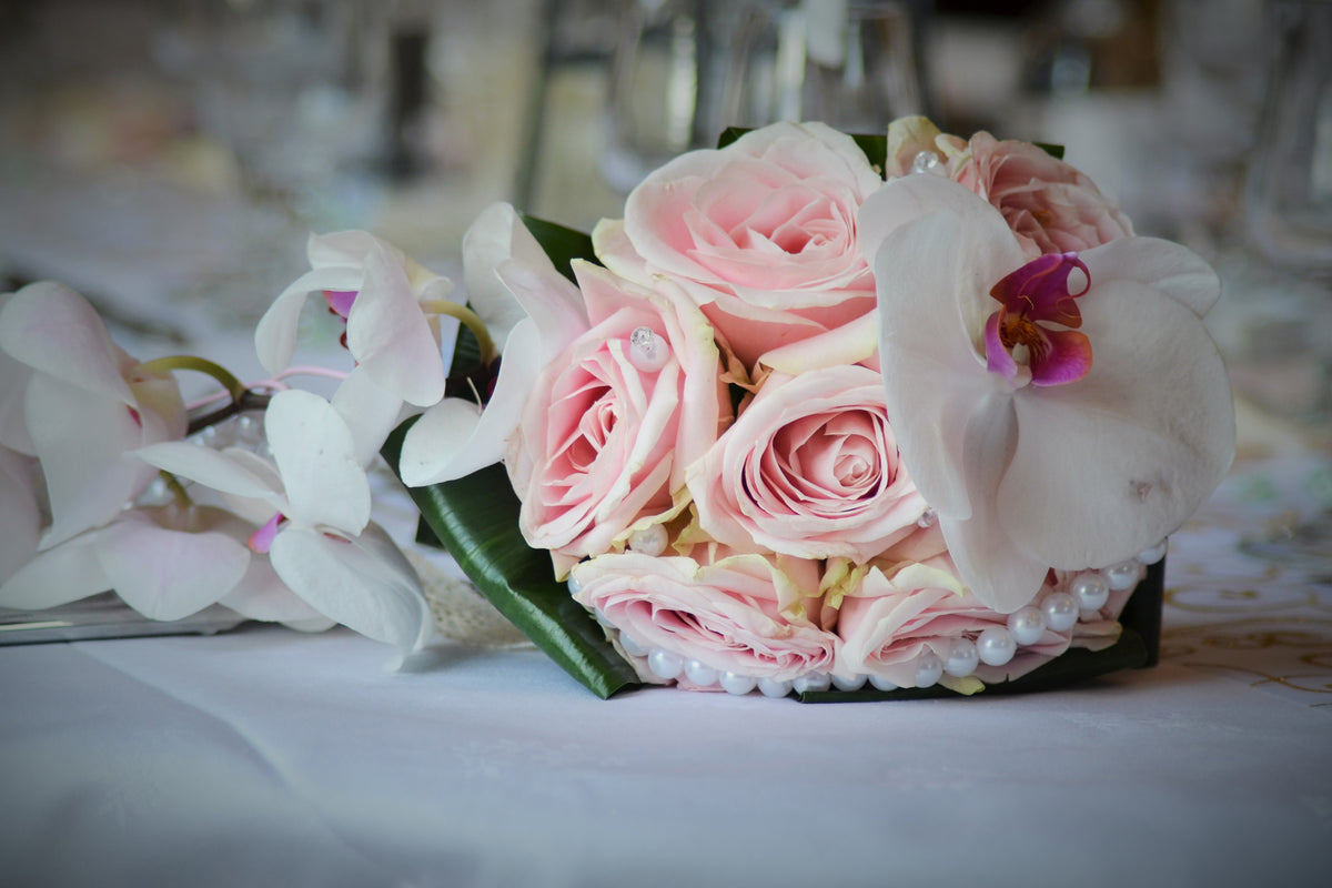 canvas-print-wedding-bouquet
