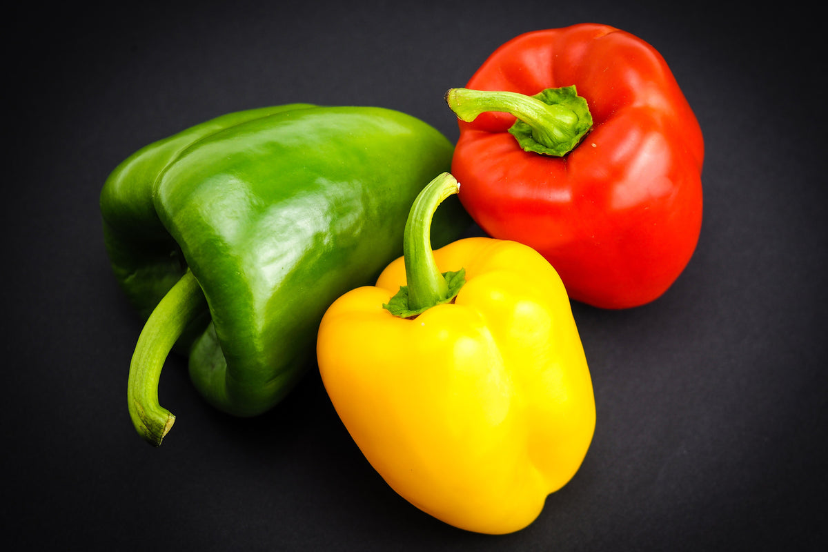 3-piece-aluminium-print-colorful-peppers
