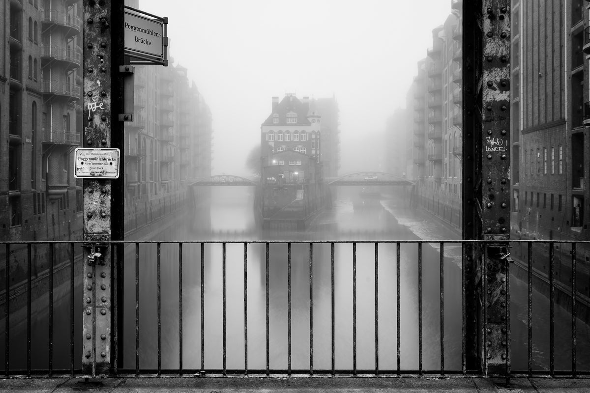 poster-print-wasserschloss-bei-nebel-x