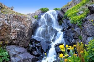 acrylic-print-moving-waterfall