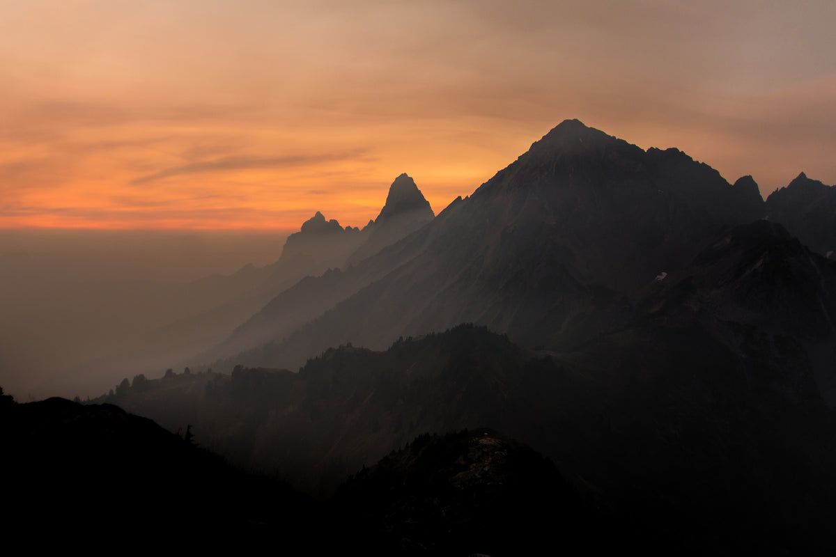 3-piece-acrylic-print-evening-mood-in-the-mountains