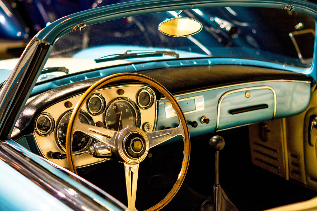 3-piece-aluminium-print-oldtimer-interior