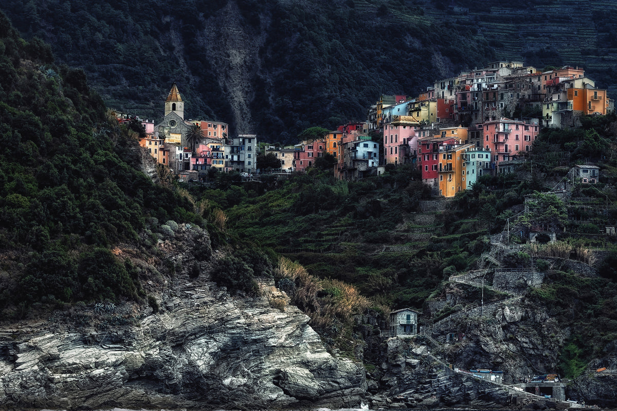 3-piece-aluminium-print-village-on-the-rocks