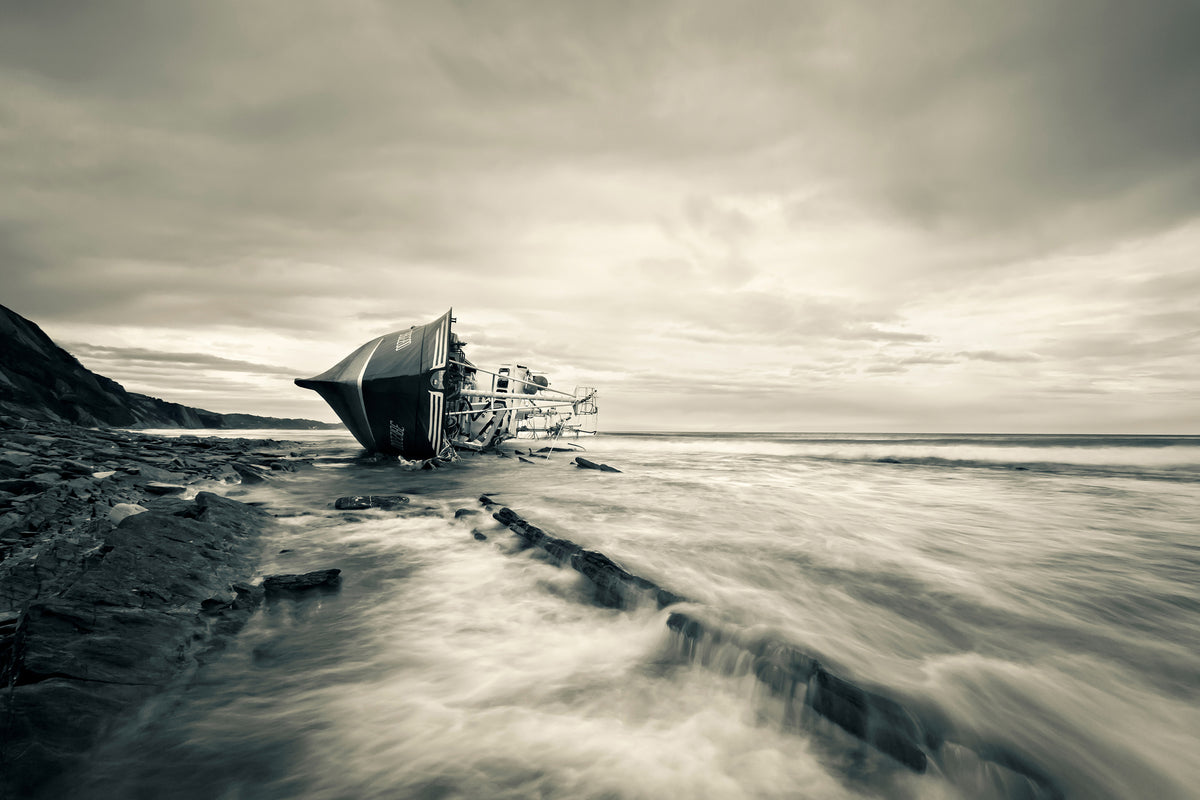 acrylic-print-defeated-by-the-sea