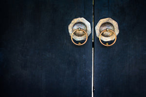 canvas-print-the-door-to-the-temple