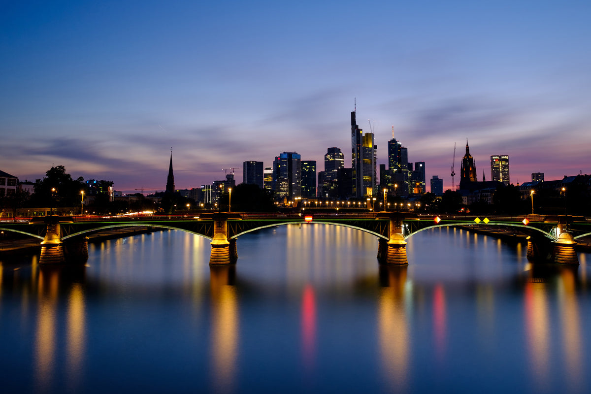 canvas-print-skyline-in-a-romantic-mood