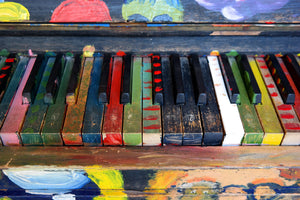 3-piece-aluminium-print-colorful-piano