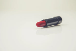 modern-3-piece-aluminium-print-the-lipstick