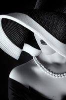 canvas-print-la-femme-au-chapeau