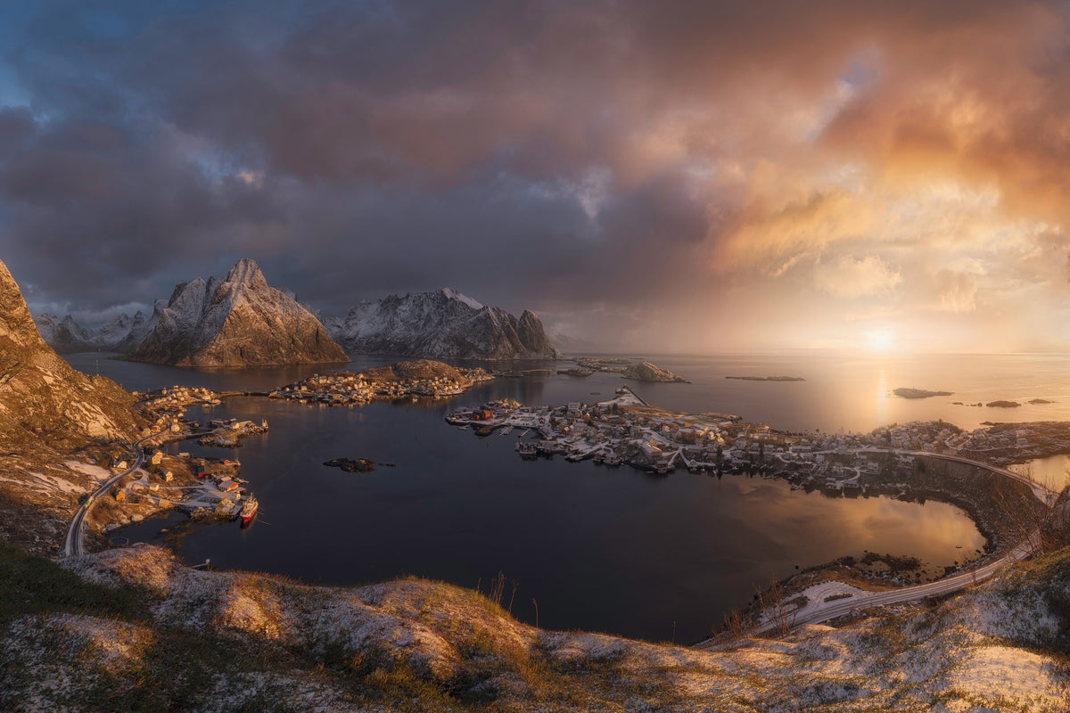 framedcanvas-print-sunrise-over-reine