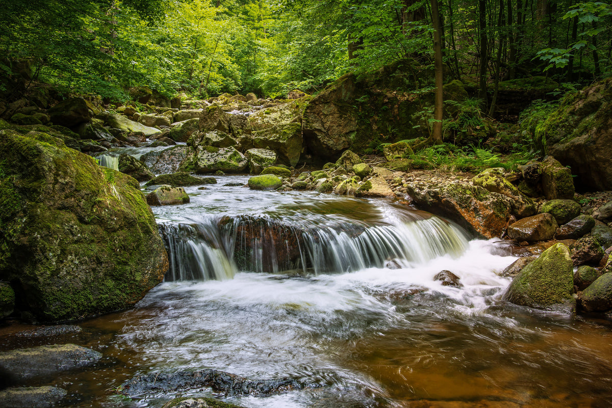acrylic-print-relaxation-at-the-waterfall-ii