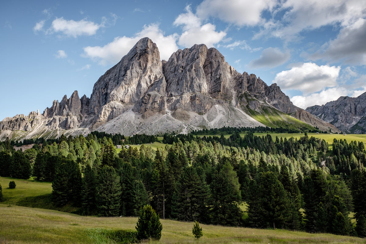 3-piece-canvas-print-imposing-mountain-landscape