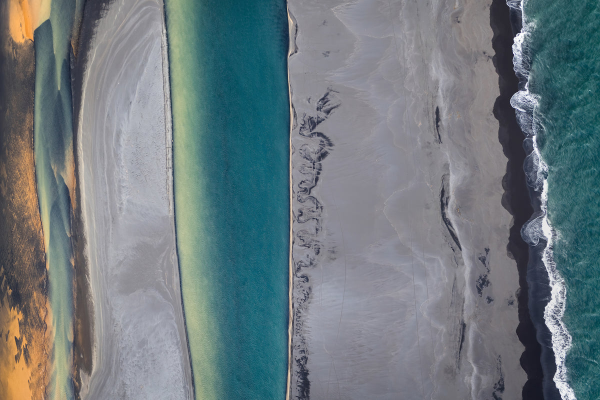 canvas-print-icelandic-coastline-x