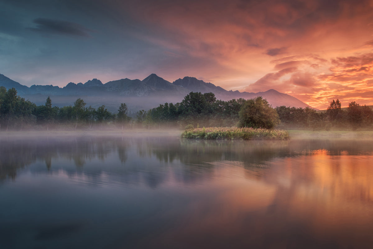 canvas-print-daybreak-by-the-lake-x